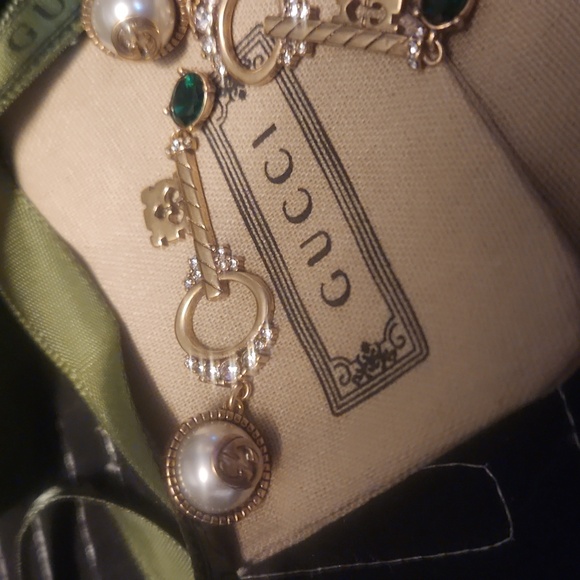 Authentic GUCCI earrings **NEW** - Picture 2 of 5